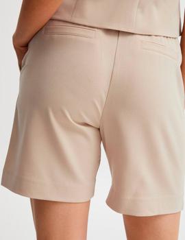 Short B.Young beige