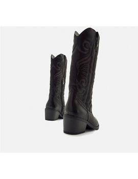 Campera Mustang negra